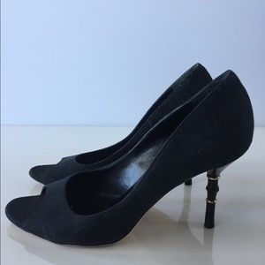 Authentic Women’s Gucci open toe heels size 37